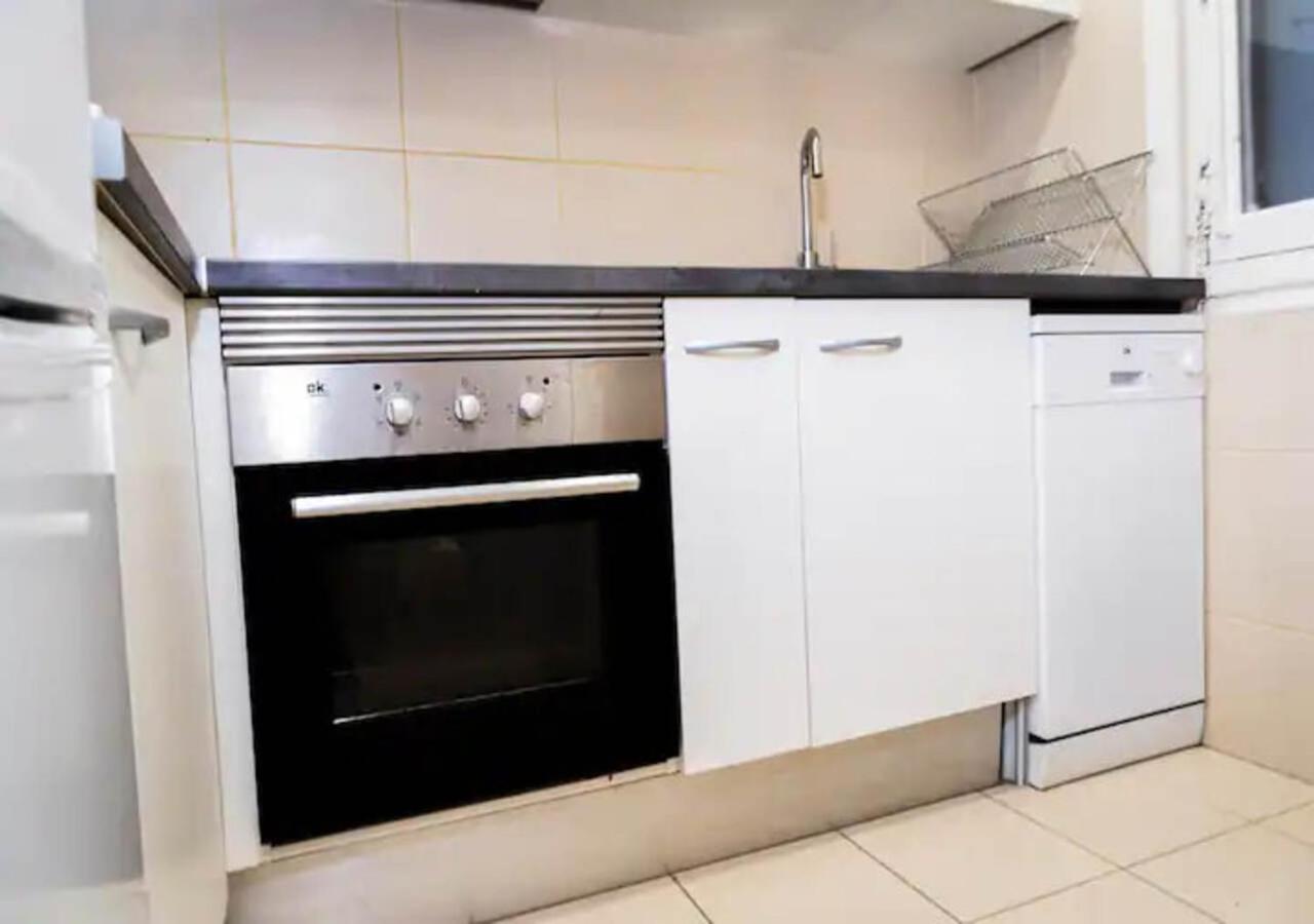 Precioso Apartamento, Cerca Del Metro Y Del Centro De Convenciones Apartamento *